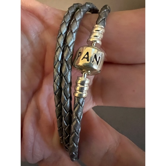 Like new. Authentic retired Pandora leather necklace/triple wrap bracelet. - Picture 5 of 6
